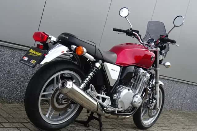 Honda CB 1100 (2013) thumbnail 2