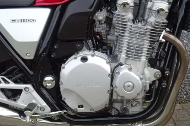 Honda CB 1100 (2013) thumbnail 4