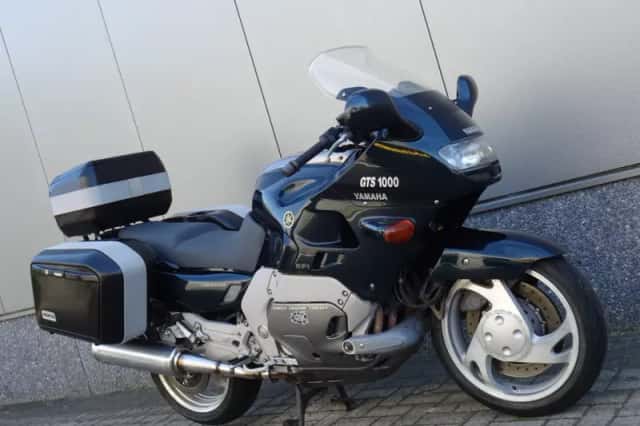 Yamaha GTS1000 (1995) thumbnail 2