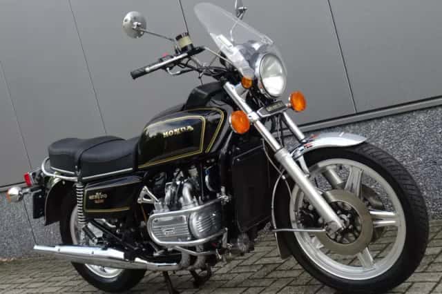 Honda GL 1000 K3 GOLDWING (1979) thumbnail 2