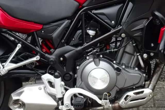 Benelli TRK 502 (2019) thumbnail 4