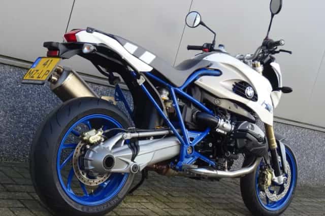 BMW HP2 Megamoto (2008) thumbnail 3