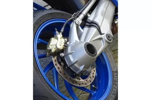 BMW HP2 Megamoto (2008) thumbnail 6