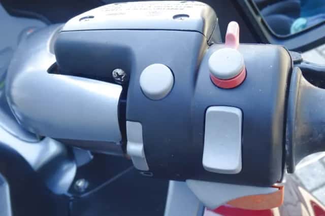 BMW K 1200 LT (2000) thumbnail 6