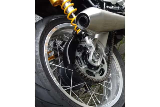 Triumph Thruxton 1200 R (2016) thumbnail 6