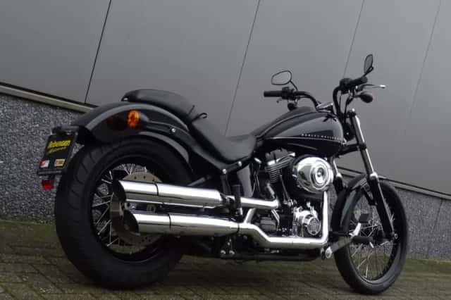 Harley-Davidson Softail (2011) thumbnail 3