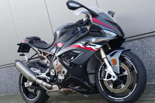 BMW S 1000 RR (2023) thumbnail 2