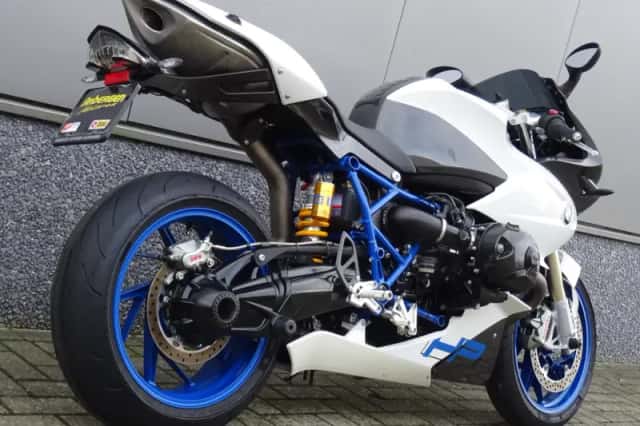 BMW HP2 Sport (2009) thumbnail 3