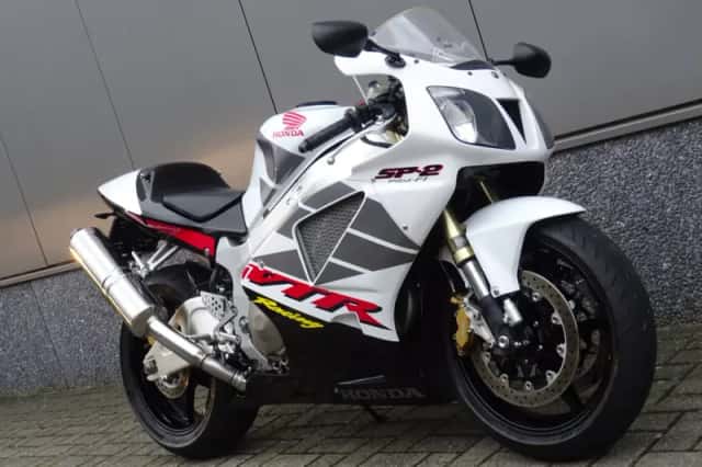 Honda VTR 1000 SP-2 (2003) thumbnail 2