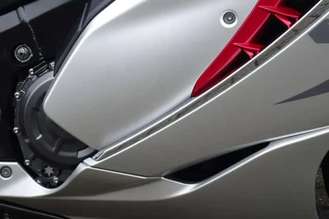 Suzuki GSX-R 1300 (2022) thumbnail 4