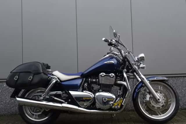 Triumph Thunderbird 1600 (2009) thumbnail 1