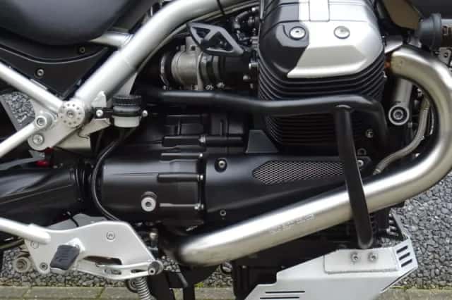 Moto Guzzi Stelvio (2009) thumbnail 4