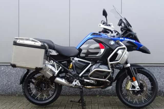 BMW R 1250 GS Adventure (2024) thumbnail 1