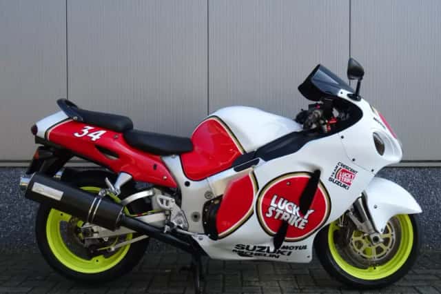 Suzuki GSX 1300R Hayabusa (1999) thumbnail 1