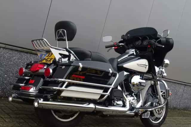 Harley-Davidson Electra Glide (2013) thumbnail 3
