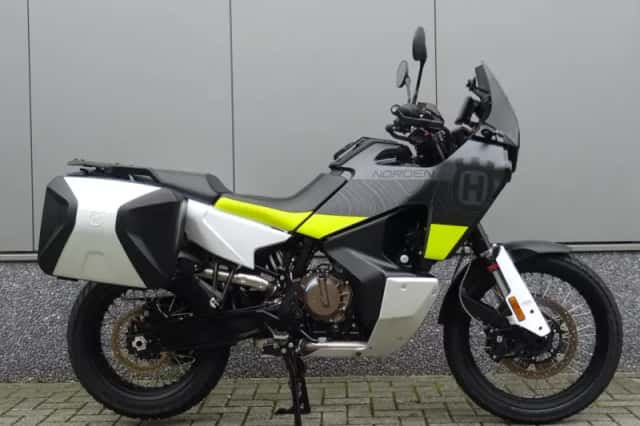 Husqvarna Norden 901 (2022) thumbnail 1