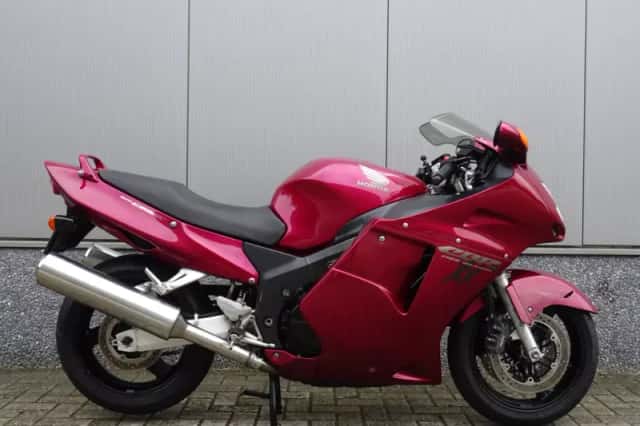 Honda CBR 1100 XX BLACKBIRD (1997) thumbnail 1
