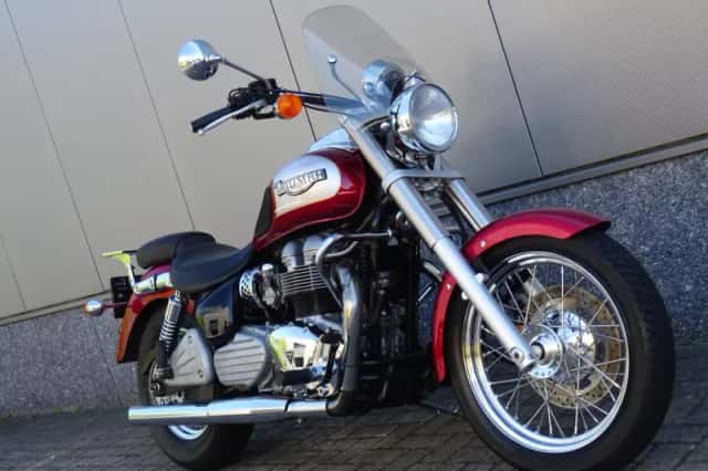 Triumph Bonneville America (2003) thumbnail 2