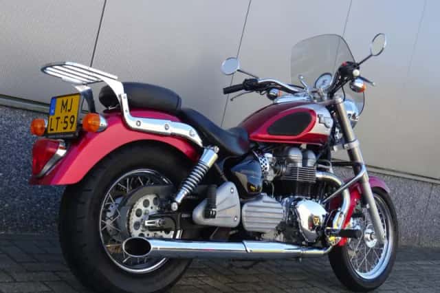 Triumph Bonneville America (2003) thumbnail 3