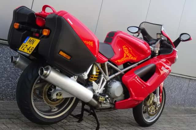 Ducati ST2 (2003) thumbnail 3