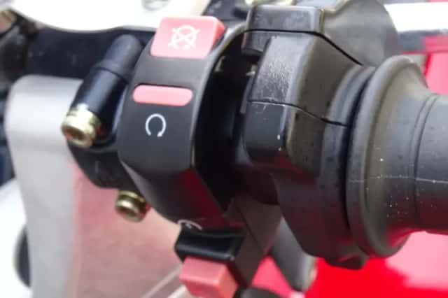 Ducati ST2 (2003) thumbnail 6