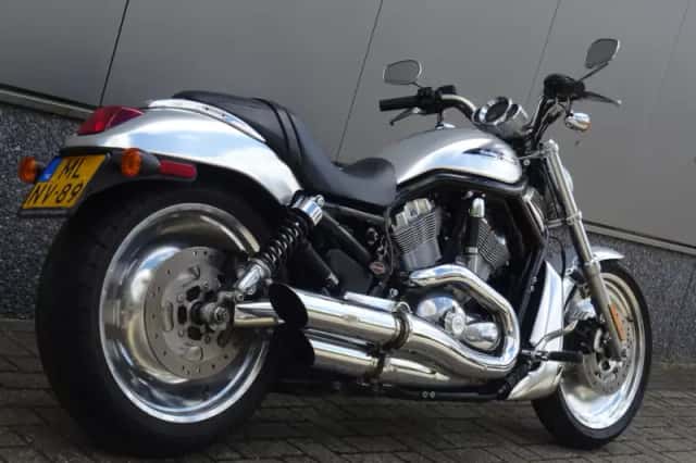 Harley-Davidson Vrscb V ROD (2004) thumbnail 3