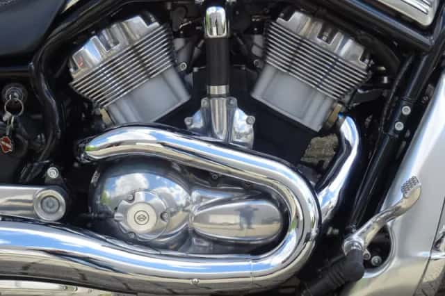 Harley-Davidson Vrscb V ROD (2004) thumbnail 4