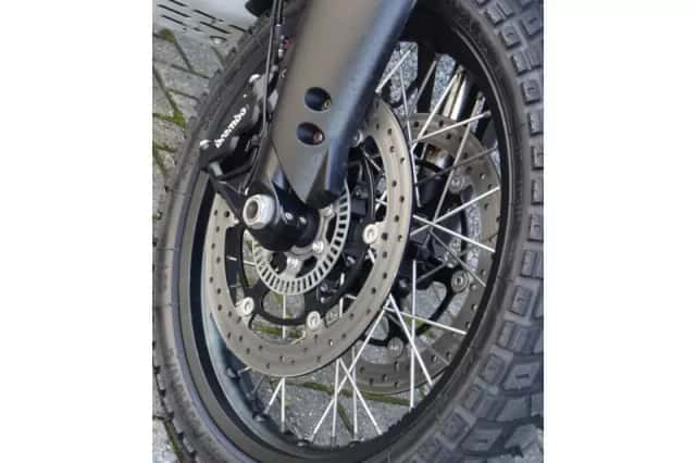 Moto Guzzi V85 TT (2019) thumbnail 5