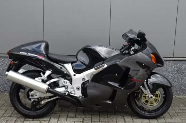 Suzuki GSX 1300R Hayabusa (2000) thumbnail 1