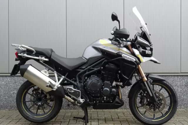 Triumph Tiger 1200 EXPLORER (2013) thumbnail 1