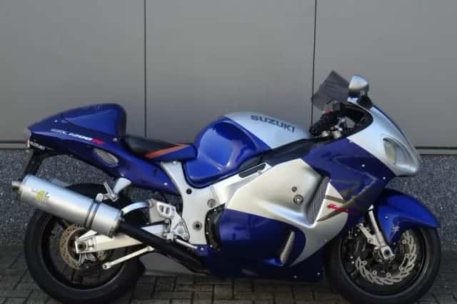 Suzuki GSX 1300R Hayabusa (2000) thumbnail 1