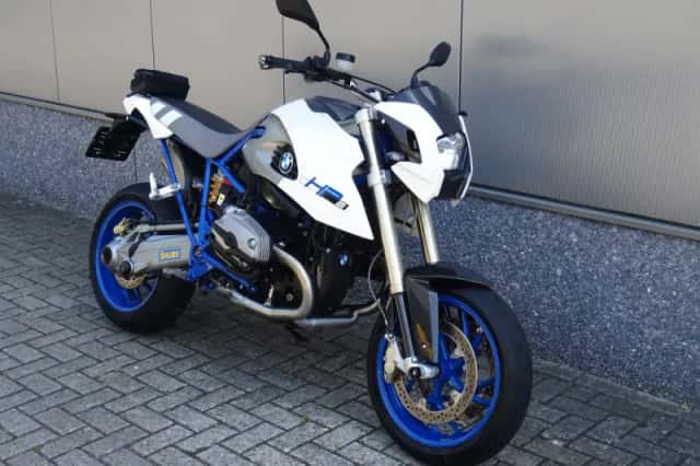 BMW HP2 Megamoto (2007) thumbnail 2