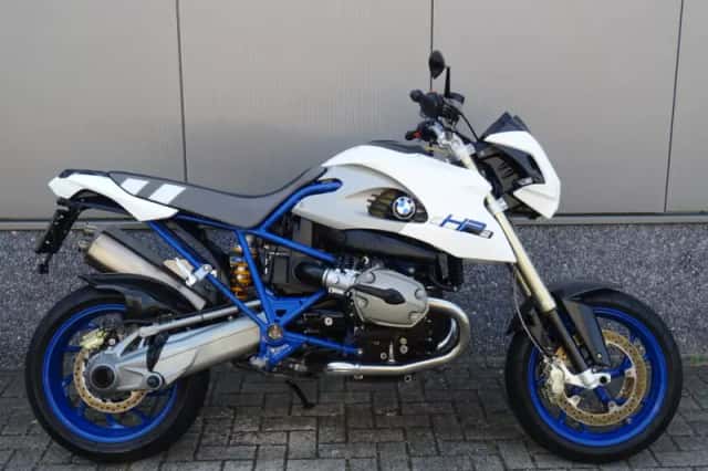 BMW HP2 Megamoto (2008) thumbnail 1
