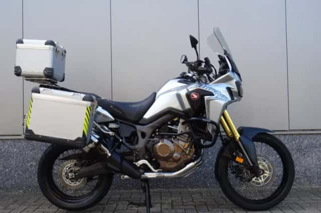 Honda CRF 1000 AFRICA TWIN (2017) thumbnail 1