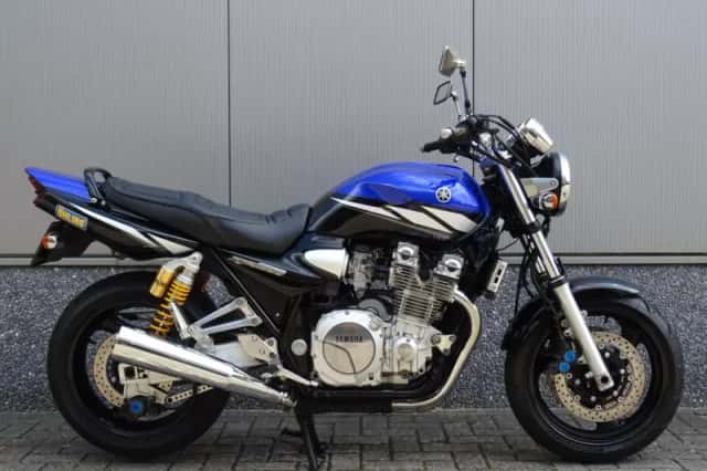 Yamaha XJR 1300 (2004) thumbnail 1