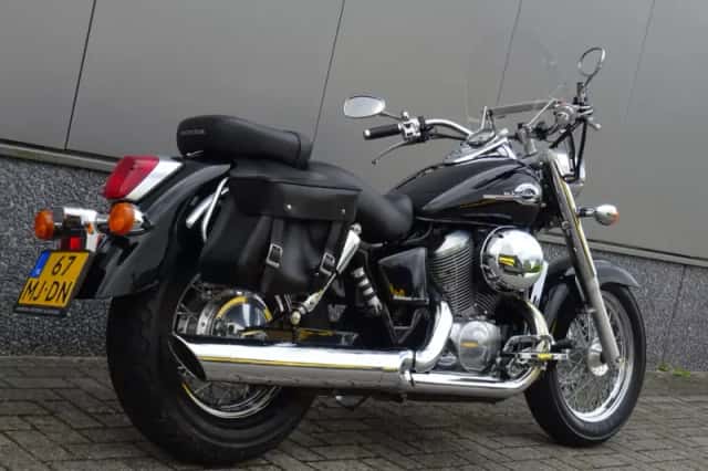Honda VT 750C2 Shadow (1997) thumbnail 3