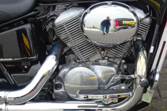 Honda VT 750C2 Shadow (1997) thumbnail 4