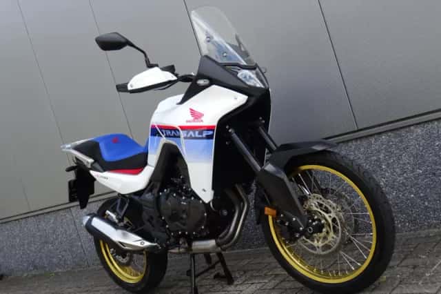 Honda Xl 750 TRANSALP (2023) thumbnail 2