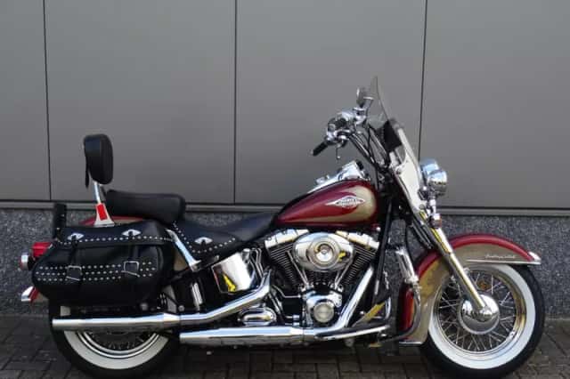 Harley-Davidson Heritage FLSTCI CLASSIC (2009) thumbnail 1