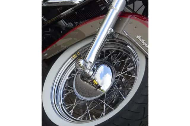 Harley-Davidson Heritage FLSTCI CLASSIC (2009) thumbnail 5