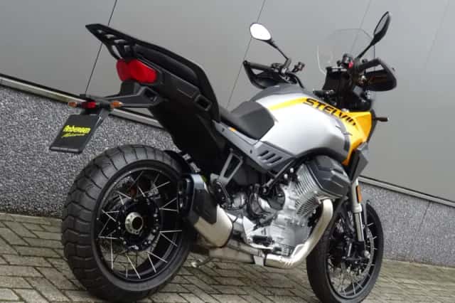 Moto Guzzi Stelvio (2026) thumbnail 3