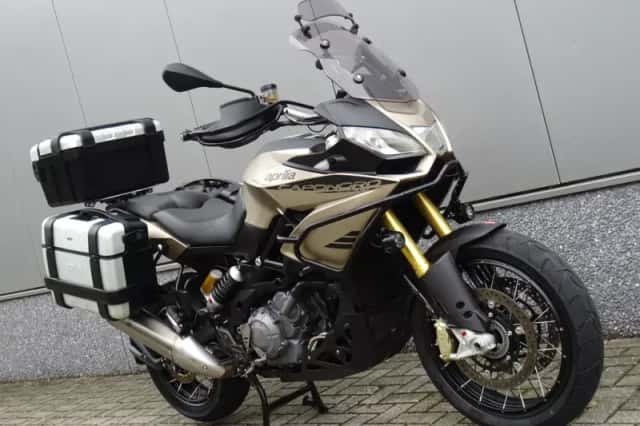 Aprilia Caponord 1200 Rally (2017) thumbnail 2