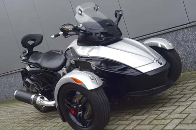 Can-Am Spyder RS (2008) thumbnail 2