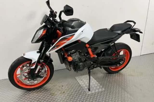 KTM 890 Duke (2020) thumbnail 6