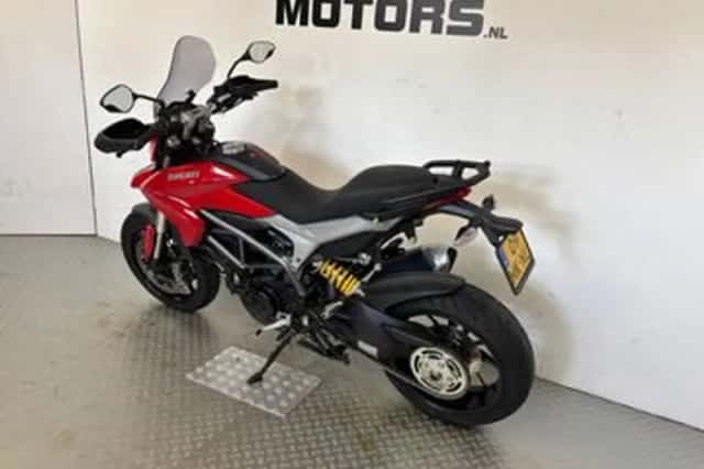 Ducati Hyperstrada (2014) thumbnail 6
