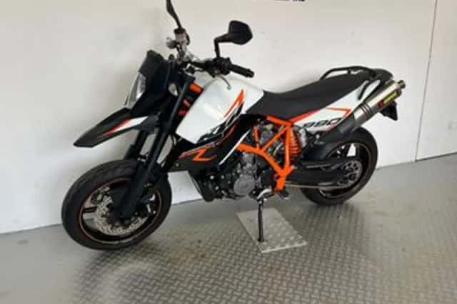 KTM 990 SM R (2012) thumbnail 6