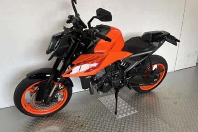 KTM 990 Duke (2024) thumbnail 6