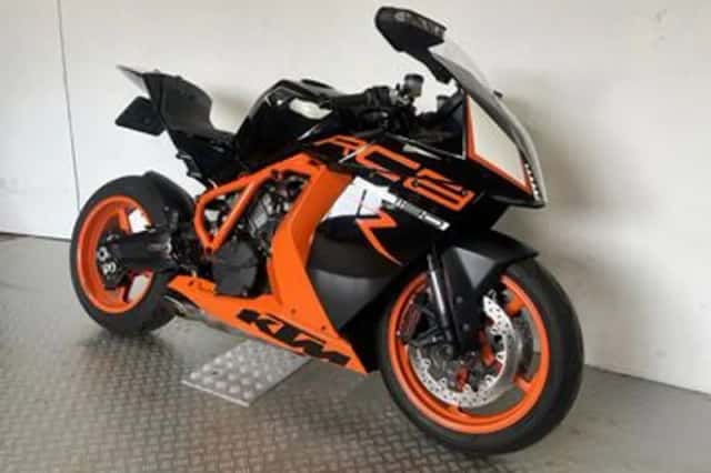 KTM 1190 RC8 R (2011) thumbnail 2