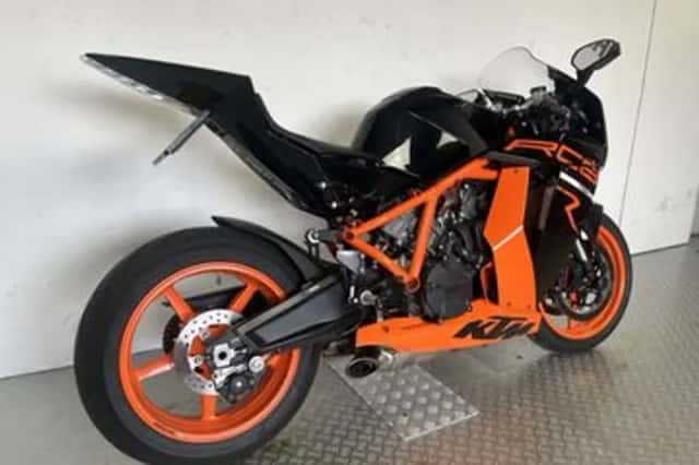 KTM 1190 RC8 R (2011) thumbnail 3