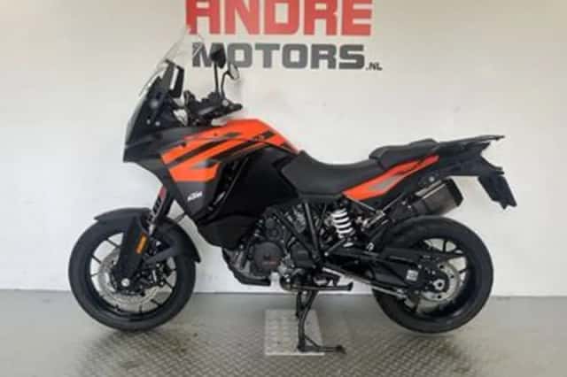 KTM 1290 Super Adventure S (2017) thumbnail 4